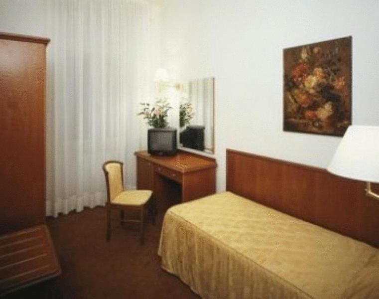 Hotel Europa Udine Exteriör bild